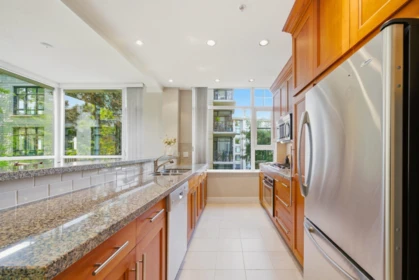 305 4759 Valley Drive, Vancouver, BC, Vancouver — Apartment/Condo for sale