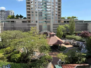 Outdoor Patio Photo of 206 710 Seventh Avenue, New Westminster, BC
