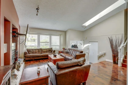 Kitchen Island Photo of 2986 Albion Drive, Coquitlam, BC