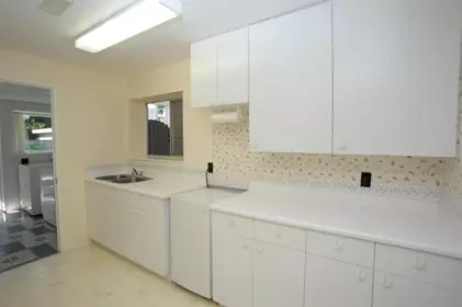 Laundry Room Photo of 12754 15 Avenue, Surrey, BC