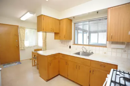 Primary Bedroom Photo of 12754 15 Avenue, Surrey, BC