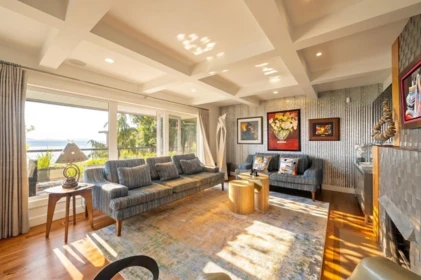 Family Room Photo of 14380 Sunset Drive, White Rock, BC