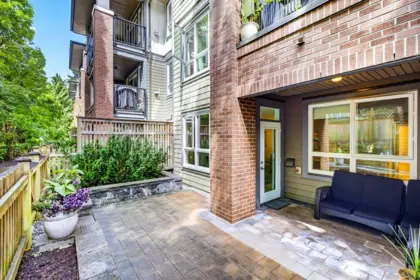 Laundry Room Photo of 106 15188 29a Avenue, Surrey, BC