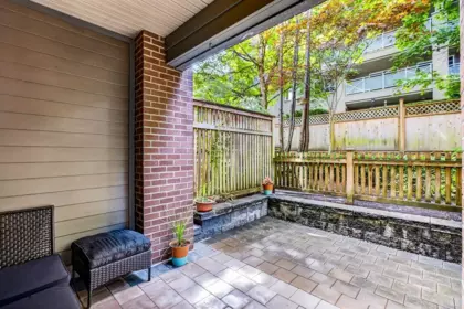 Staircase Photo of 106 15188 29a Avenue, Surrey, BC
