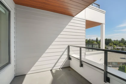Walk-In Closet Photo of 409 6270 Gooseberry Drive, Surrey, BC