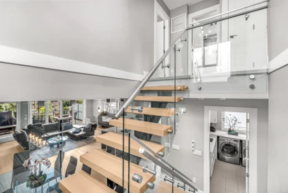 Hallway Photo of 1033 Prospect Avenue, North Vancouver, BC