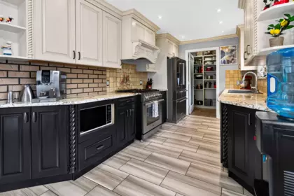 Breakfast Nook Photo of 31663 Townshipline Avenue, Mission, BC