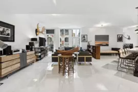 304 1102 Hornby Street, Vancouver, BC