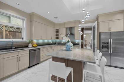 Breakfast Nook Photo of 8168 Hunter Street, Burnaby, BC