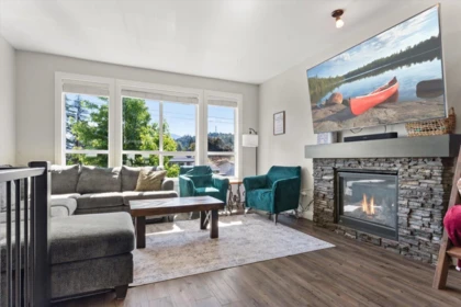 Kitchen Photo of 10213 Kent Road, Chilliwack, BC