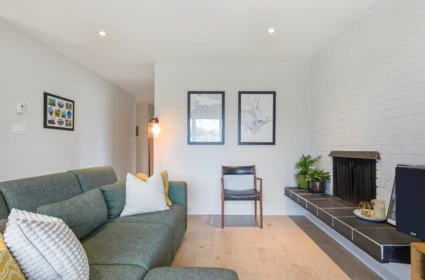 Family Room Photo of 304 1825 W 8th Avenue, Vancouver, BC