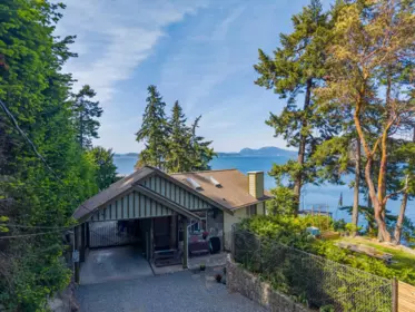 Staircase Photo of 1602 Chart Drive, Pender Island, BC