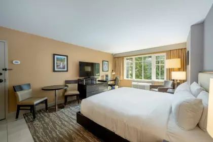 366/368 4050 Whistler Way, Whistler, BC, Whistler — Apartment/Condo for sale
