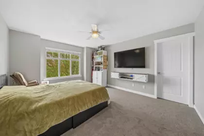 Basement Recreation Room Photo of 2 11282 Cottonwood Drive, Maple Ridge, BC