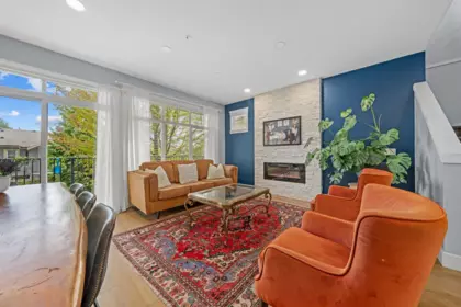 Primary Bedroom Photo of 2 11282 Cottonwood Drive, Maple Ridge, BC