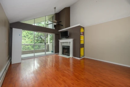 Living Room Photo of 309 932 Robinson Street, Coquitlam, BC