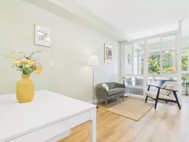 304 6611 Eckersley Road, Richmond, BC, Richmond — Apartment/Condo for sale