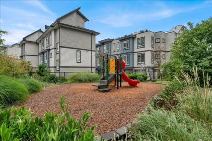 420 5486 199a Street, Langley, BC, Langley — Apartment/Condo for sale