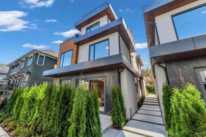2 1177 W 33rd Avenue, Vancouver, BC, Vancouver — Half Duplex for sale