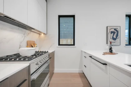 Breakfast Nook Photo of 2 4023 W 18th Avenue, Vancouver, BC