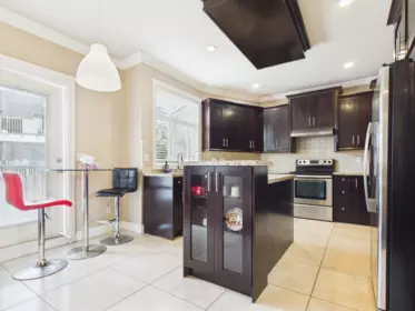 Dining Area Photo of 14585 59a Avenue, Surrey, BC