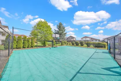 Swimming Pool Photo of 122 3080 Townline Road, Abbotsford, BC