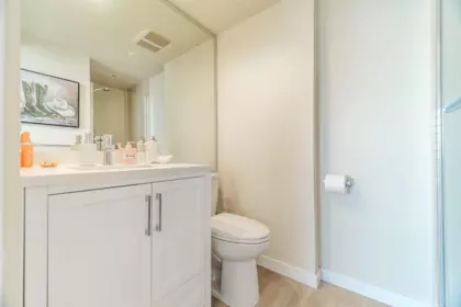Laundry Room Photo of 2308 111 W Georgia Street, Vancouver, BC