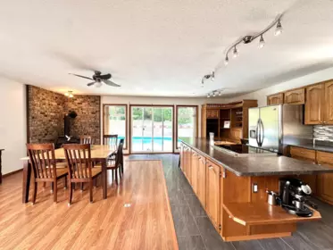 Dining Area Photo of 3762 Nanaimo Crescent, Abbotsford, BC