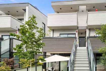 Outdoor Patio Photo of 224 650 E 2nd Street, North Vancouver, BC