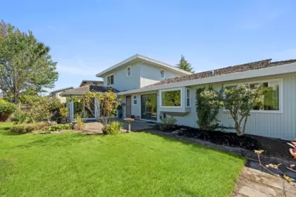 Backyard Photo of 10631 Trepassey Drive, Richmond, BC