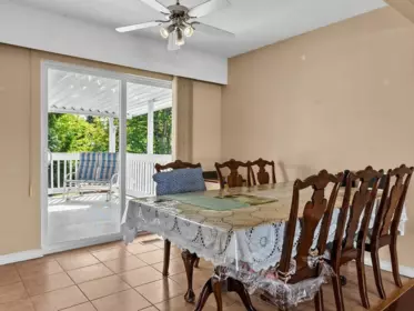 Kitchen Island Photo of 6220 Spender Drive, Richmond, BC