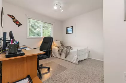Backyard Photo of 45992 Silver Avenue, Chilliwack, BC