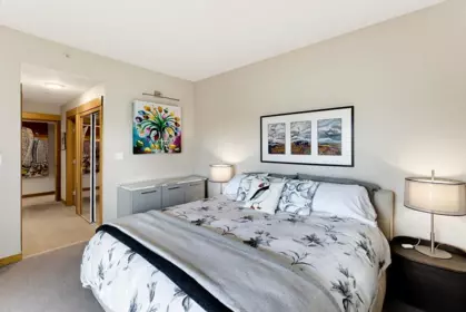 Bedroom 2 Photo of 202 550 17th Street, West Vancouver, BC