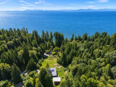 Fitness Center Photo Near 421 Laurel Street, Gibsons, BC