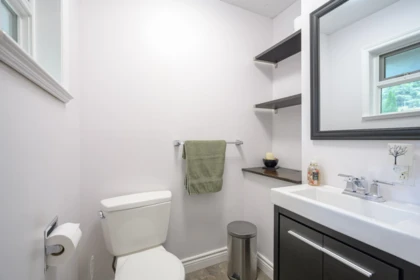 Hallway Photo of 5378 4th Avenue, Tsawwassen, BC