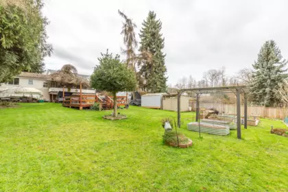 Swimming Pool Photo of 13221 112b Avenue, Surrey, BC