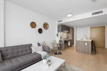 Kitchen Photo of 531 2220 Kingsway Street, Vancouver, BC