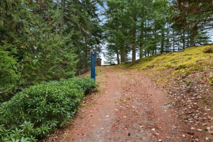 Basement Recreation Room Photo of 470 Heck Hill Road, Mayne Island, BC
