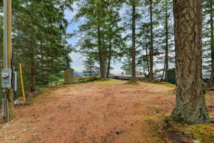 Mudroom Photo of 470 Heck Hill Road, Mayne Island, BC