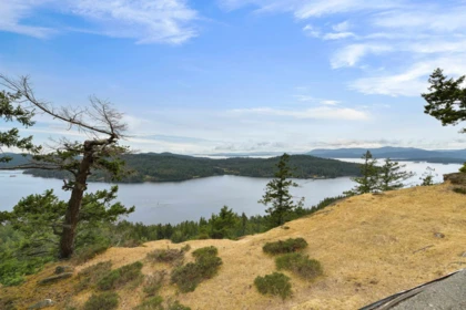 Walk-In Closet Photo of 470 Heck Hill Road, Mayne Island, BC