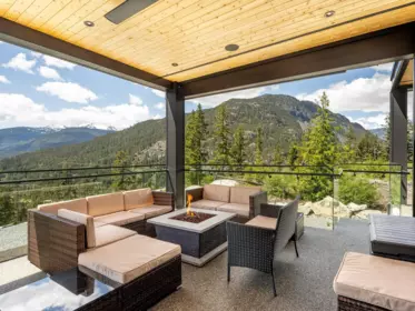 9333 Warbler Way, Whistler, BC, Whistler — Single Family Residence for sale