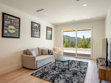Hallway Photo of 9333 Warbler Way, Whistler, BC