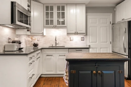 Breakfast Nook Photo of 709 Prior Street, Vancouver, BC