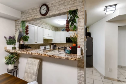 Breakfast Nook Photo of 2 1383 Brunette Avenue, Coquitlam, BC