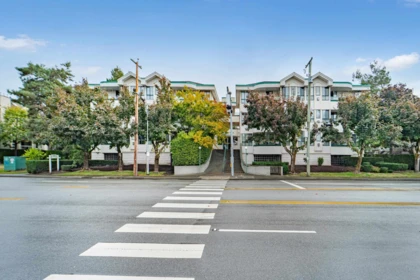 205 7300 Gilbert Road, Richmond, BC, Richmond — Apartment/Condo for sale