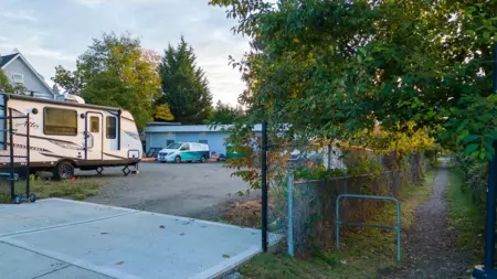 734 North Road, Gibsons, BC, Gibsons — Land for sale