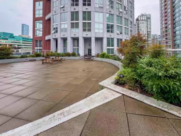 Outdoor Kitchen Photo of 912 933 Seymour Street, Vancouver, BC