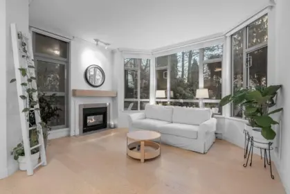 101 160 W Keith Road, North Vancouver, BC, North vancouver — Apartment/Condo for sale