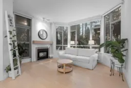 101 160 W Keith Road, North Vancouver, BC