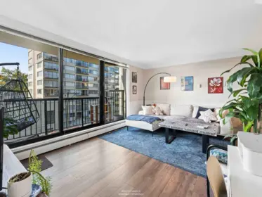 207 1330 Harwood Street, Vancouver, BC, Vancouver — Apartment/Condo for sale